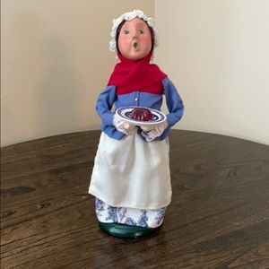 Byers Choice Caroler